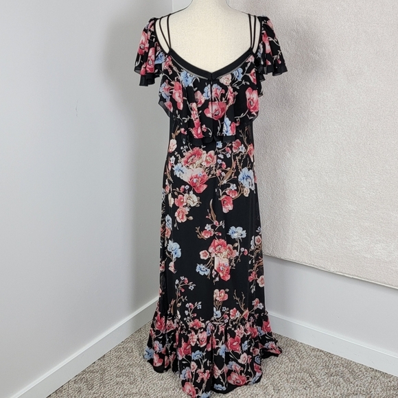 WHBM Black Elegant Boho Floral Embroidered Cold Shoulder Ruffled Maxi Dress Sz 6 - Picture 3 of 16